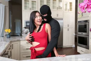 Chị gái ghệ nói tôi là mẫu người chị ấy thích nên đã …